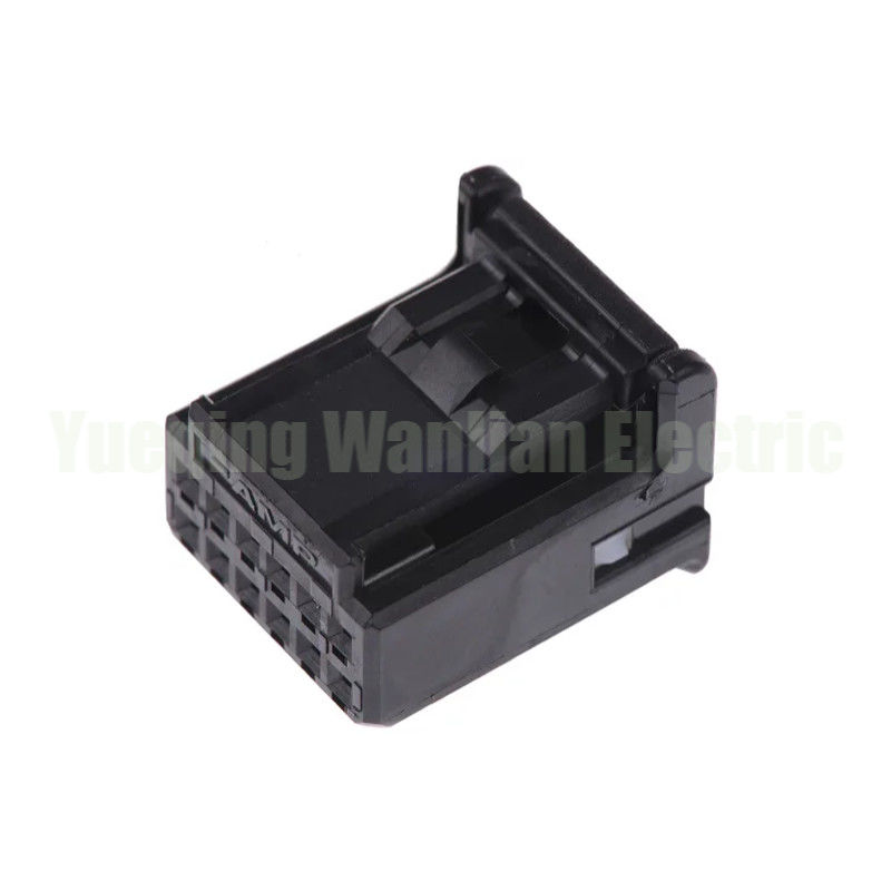 12 Pin 1379662-1 Konektor otomotif Lampu Bacaan Mobil Peta Lampu Colokan Dengan Terminal Seri 0.7