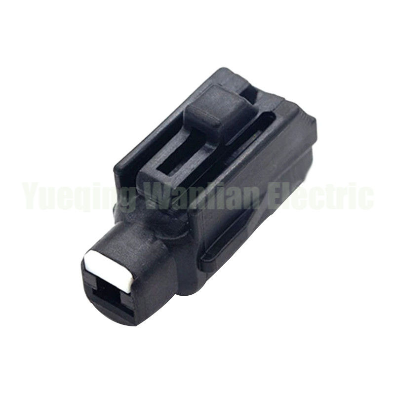 1 Pin Waterproof Auto Electrical Connectors Starter Plug OEM 6189-0413 90980-11400