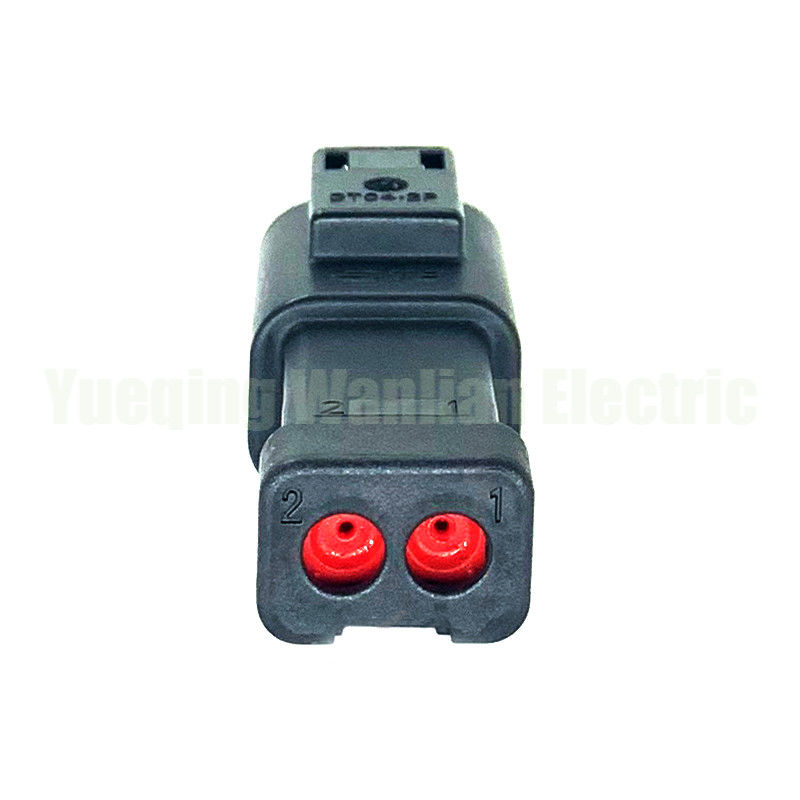 2 Pin DT04-2P-CE03 Wire harness terminal hitam tahan air Konektor listrik mesin