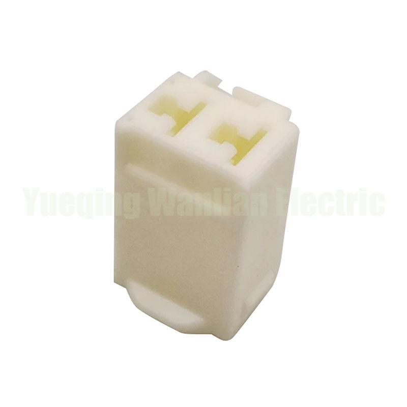 2 Pin 7283-3020 MG652500 Wanita mobil konektor colokan shell dan konektor yang disediakan