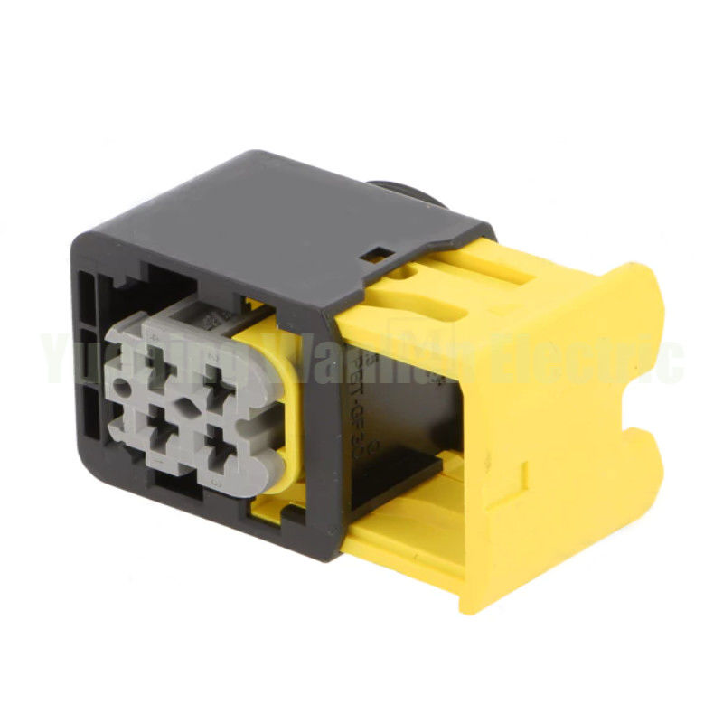 4 Pin HDSCS Konektor 2-1418390-1 Hitam Shell Gray Kunci Waterproof Plug Wanita