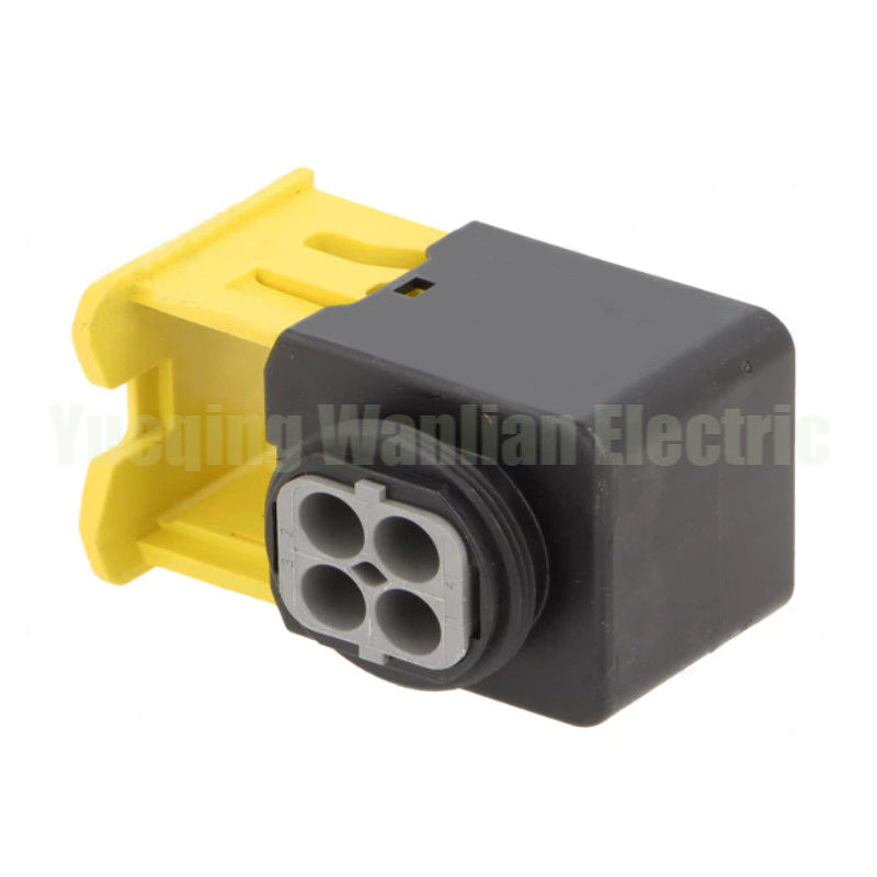 4 Pin HDSCS Konektor 2-1418390-1 Hitam Shell Gray Kunci Waterproof Plug Wanita