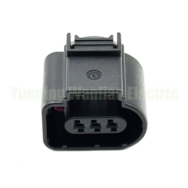 3 Pin 8K0973703 Kompresor AC Pressure Switch Intake Pressure Sensor Connector